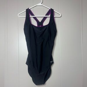 Speedo Women’s Modern Ultra back One Piece Swimsuit Black with pink piping